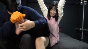 「私服姿でバンザイ拘束された奥様の弱点の腋の下をガッツリ責め倒す！」わかしラボ WAKA-070杉崎みさき 2 (h_1416ad01930)｜女優AV